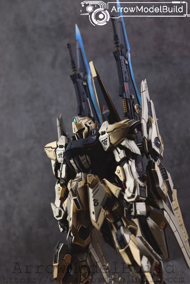 Picture of AeroModelBuild Hyaku Shiki (Gold Plating) Built & Painted MG 1/100 Resin Model Kit