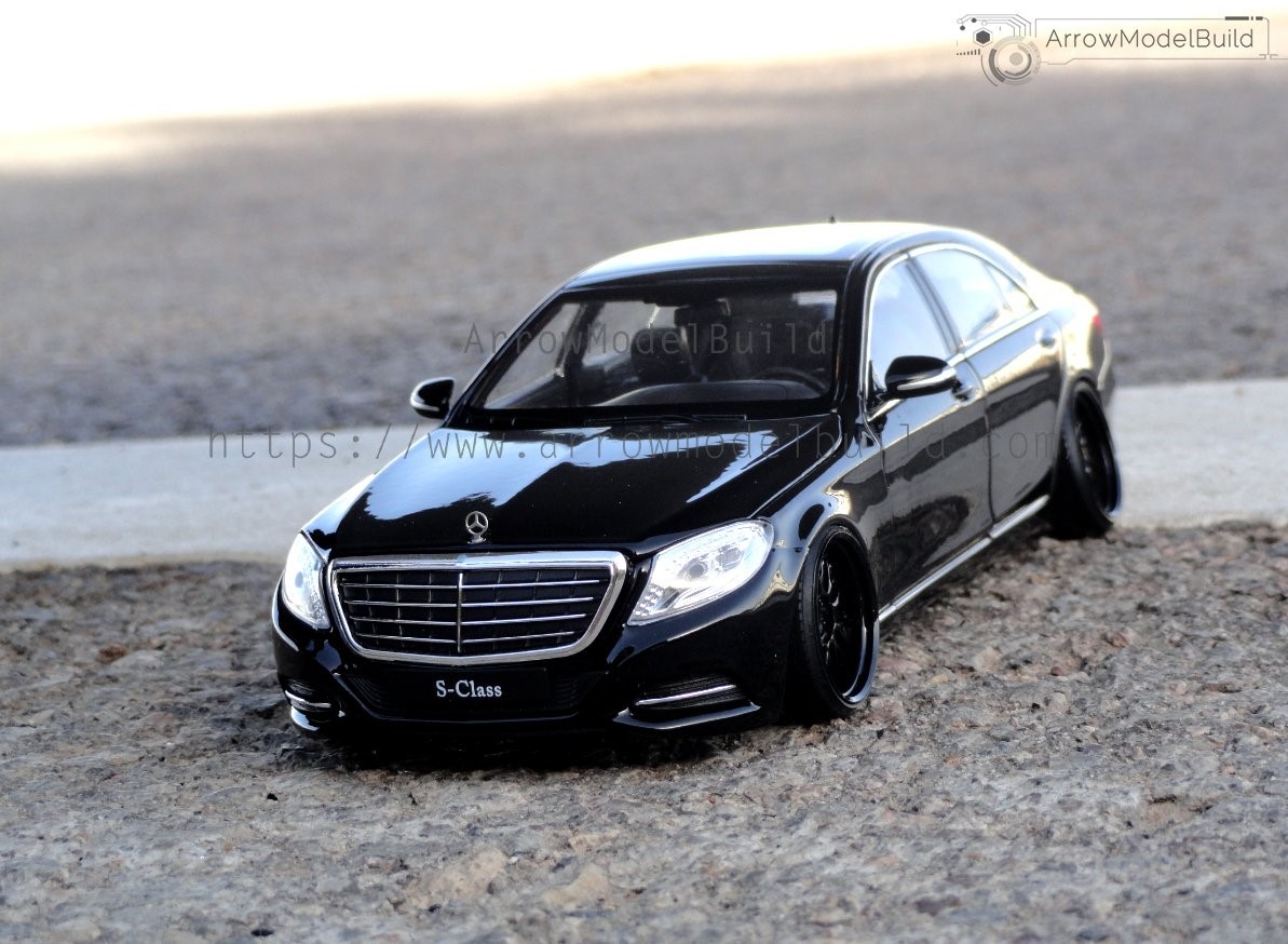 Picture of AeroModelBuild Mercedes-Benz S500 Custom Color(Black Warrior) Built & Painted 1/24 Model Kit