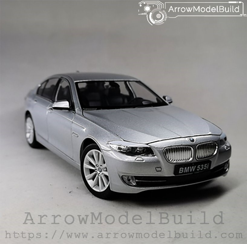 Picture of AeroModelBuild BMW 535i (Cashmere Silver) Built & Painted 1/24 Model Kit