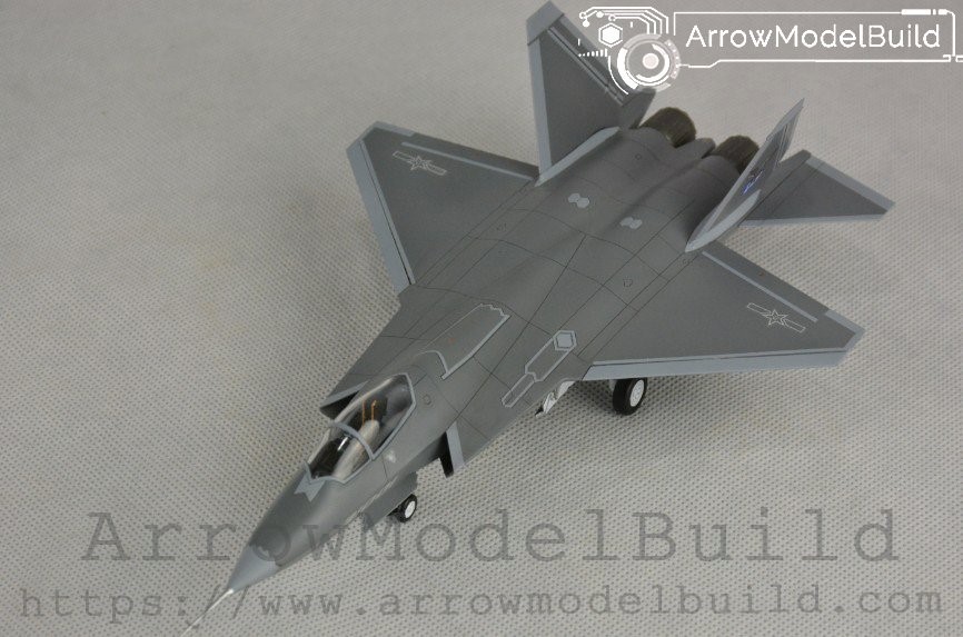 Picture of AeroModelBuild Trumpeter FC-31 J-31 j-31 Falcon Eagle Built & Painted 1/72 Model Kit