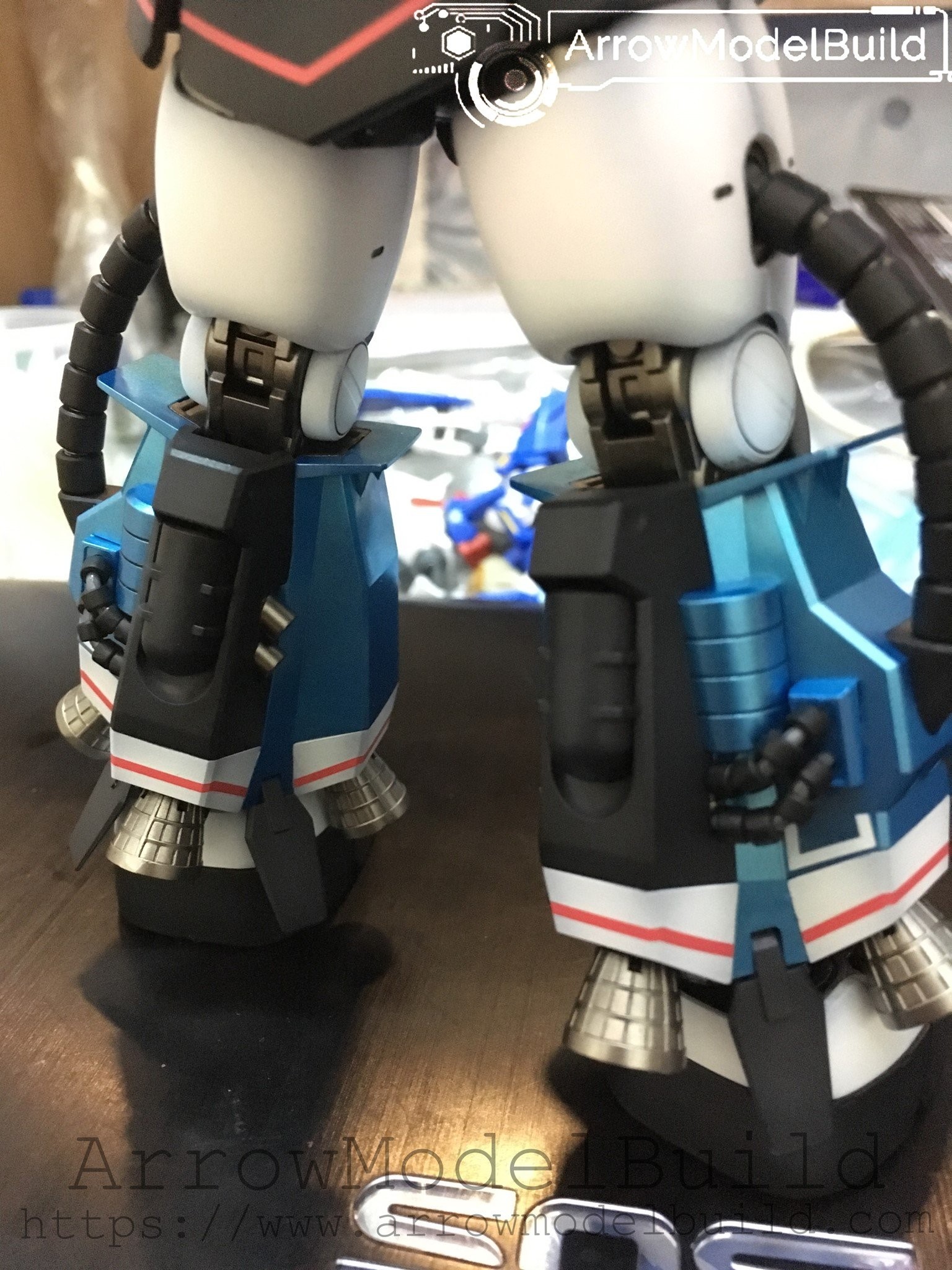 Picture of AeroModelBuild UMA Lightning's Zaku Hight Mobility Type (Metal Color) Built & Painted MG 1/100 Model Kit, Picture 2